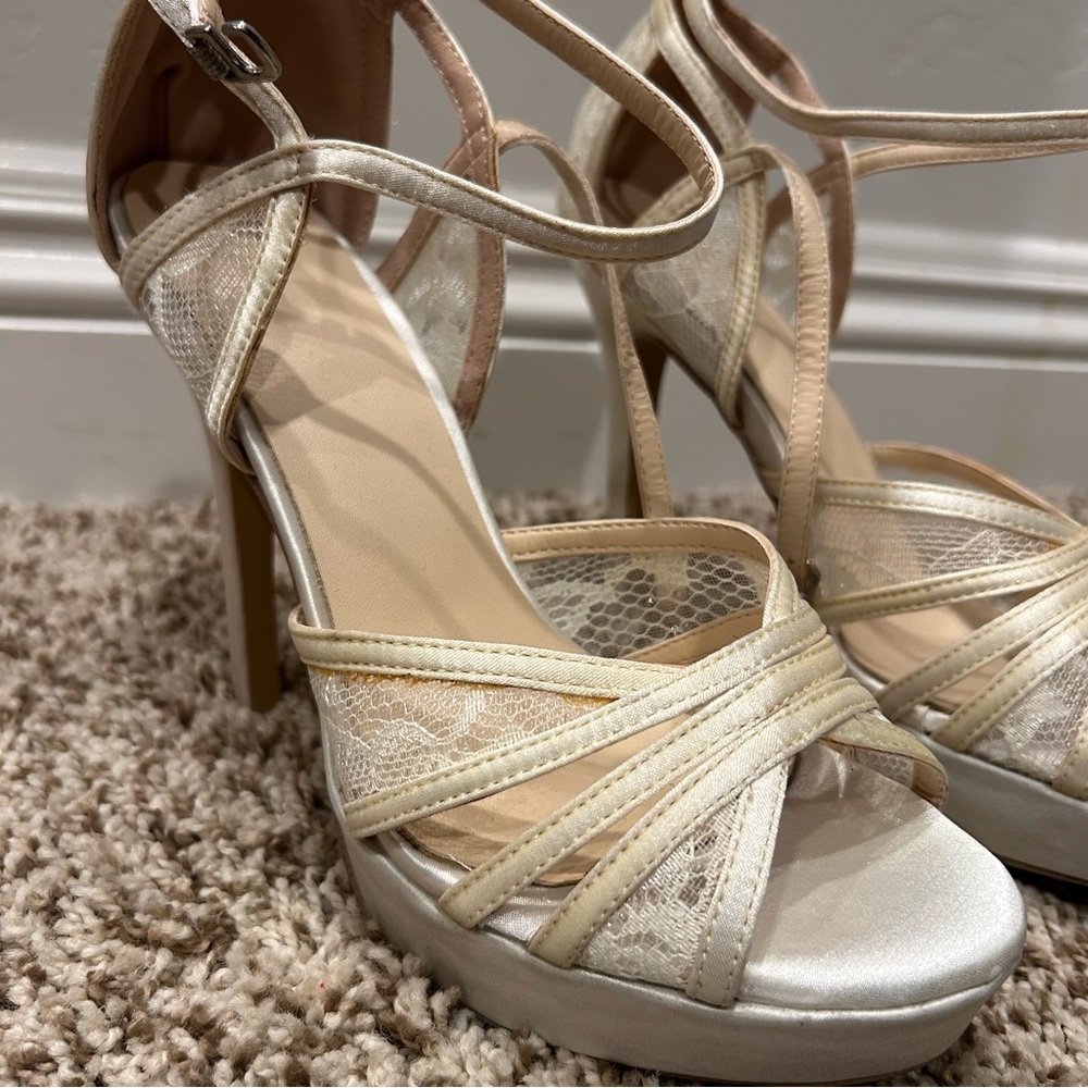 Elegant Cream Strappy Heels - Picture 3 of 12